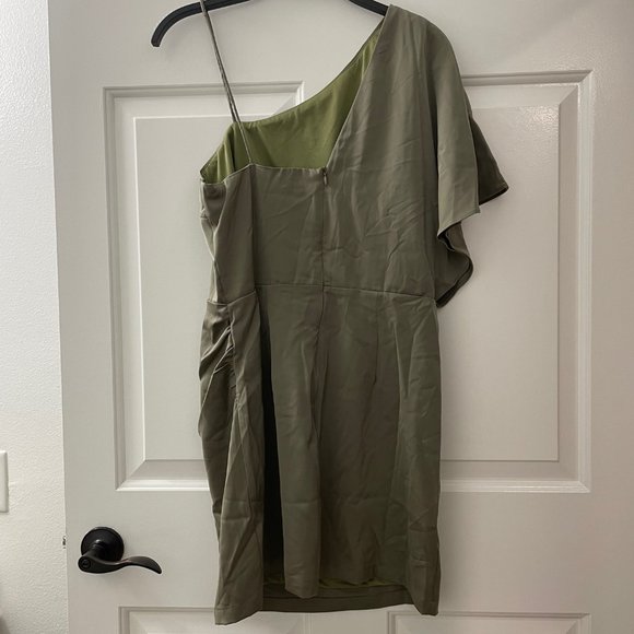 TCEC | NWOT | One Shoulder Asymmetrical Dress | S, M, L | Olive | CD01234 - Picture 3 of 4